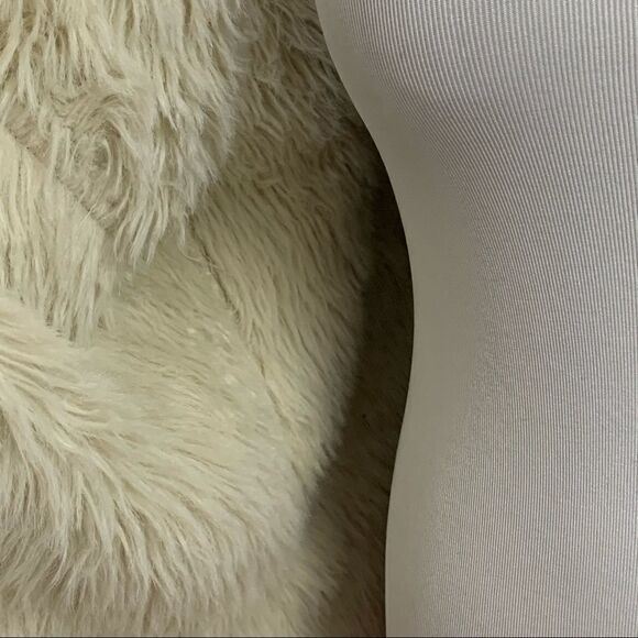 Au Lieu Penny Lane style vegan suede and fur vest L - Picture 4 of 6